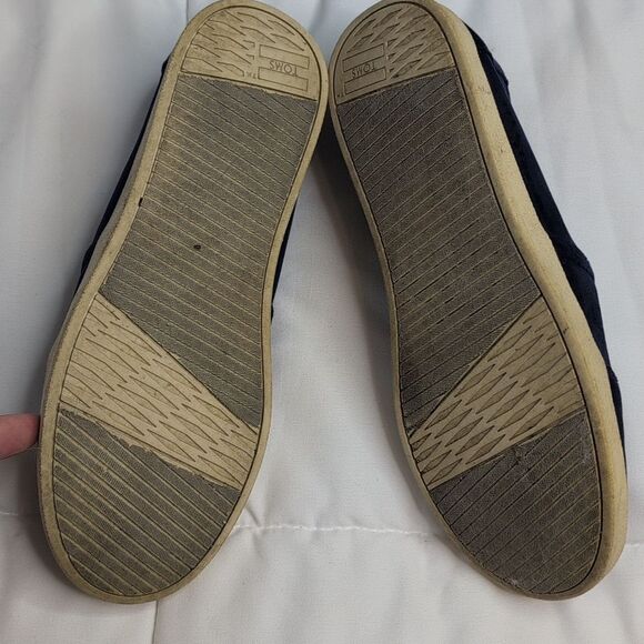 Toms Size 6.5 Royal Blue Velvet Slip On Shoes - Picture 6 of 8